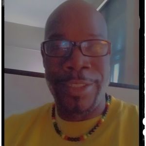 Meet your Posher, Derrick